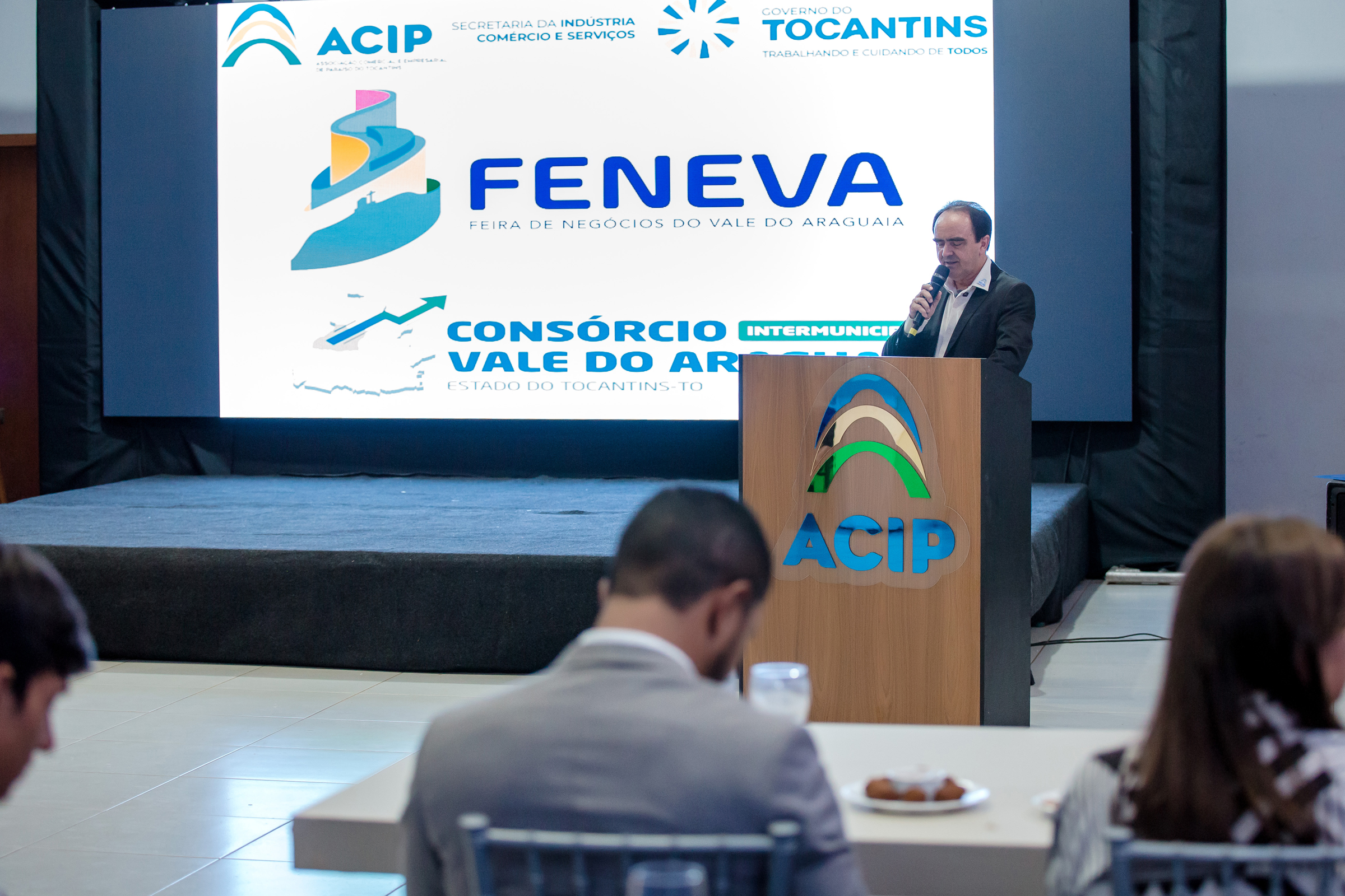 <strong>Após 14 anos, Acip lança Feneva Tech com a presença de autoridades e empresários</strong>